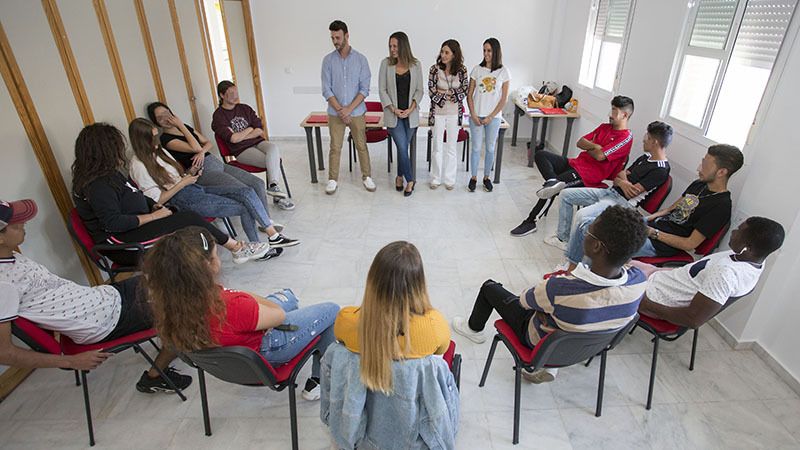 La asociación Unipo de Mazagón imparte un taller sobre 'Misoginia y jóvenes'