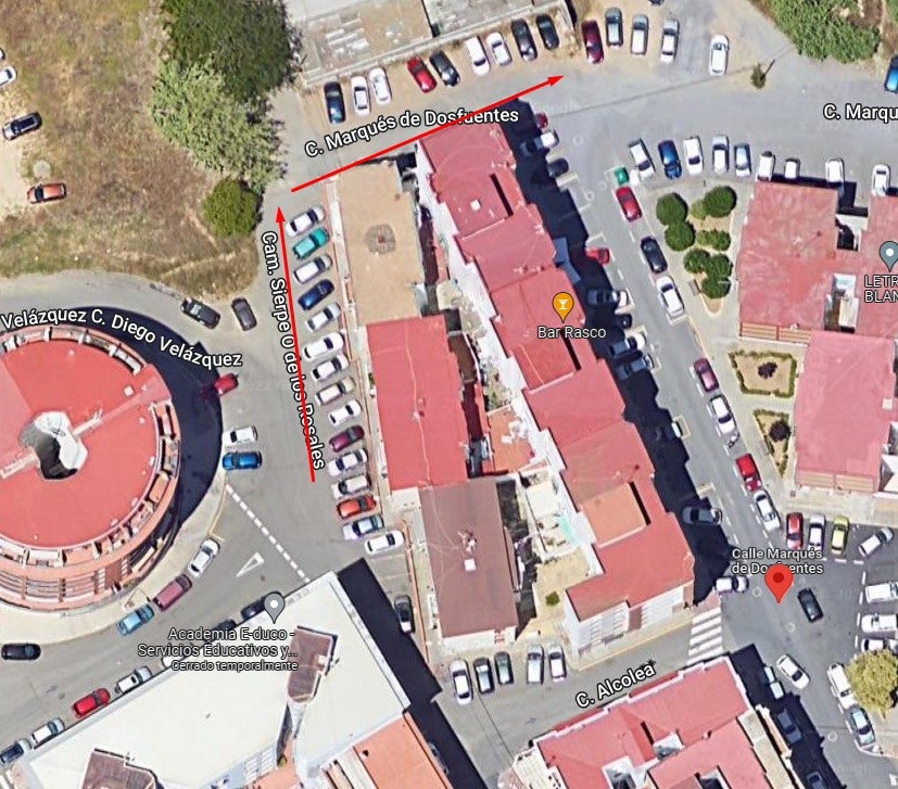 Baches que ni en el Dakar para circular por Huerto Paco