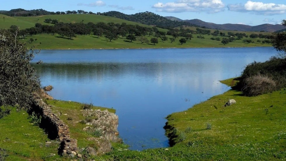 Se levantan las restricciones de agua también en Cumbres Mayores por las lluvias