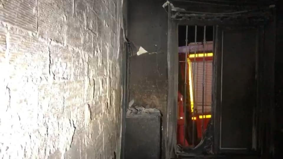 Sofocan el incendio de una vivienda en Moguer