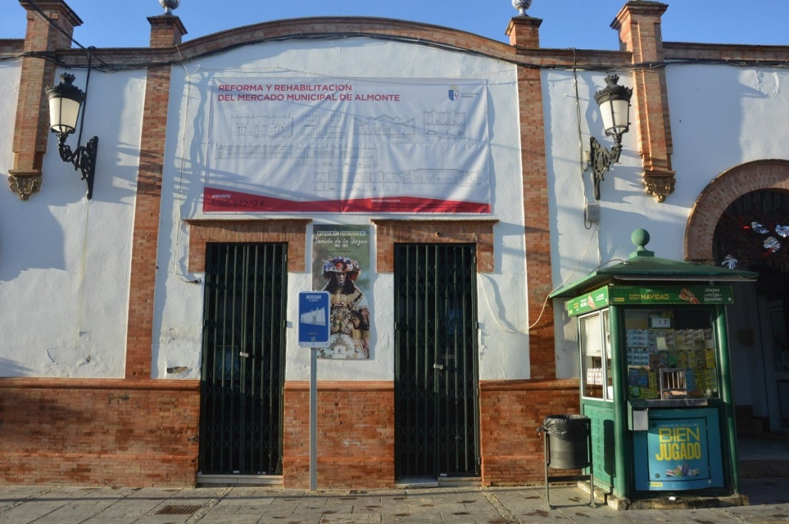La reforma integral del Mercado de Abastos de Almonte estará concluida a finales del próximo año