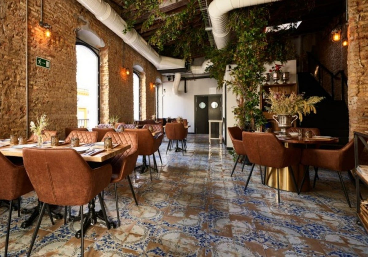 Interior del restaurante Burro Canaglia en Huelva