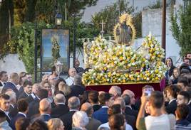 Los onubenses piden agua a su patrona