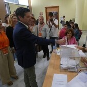 Guillermo García de Longoria, votando este 28M