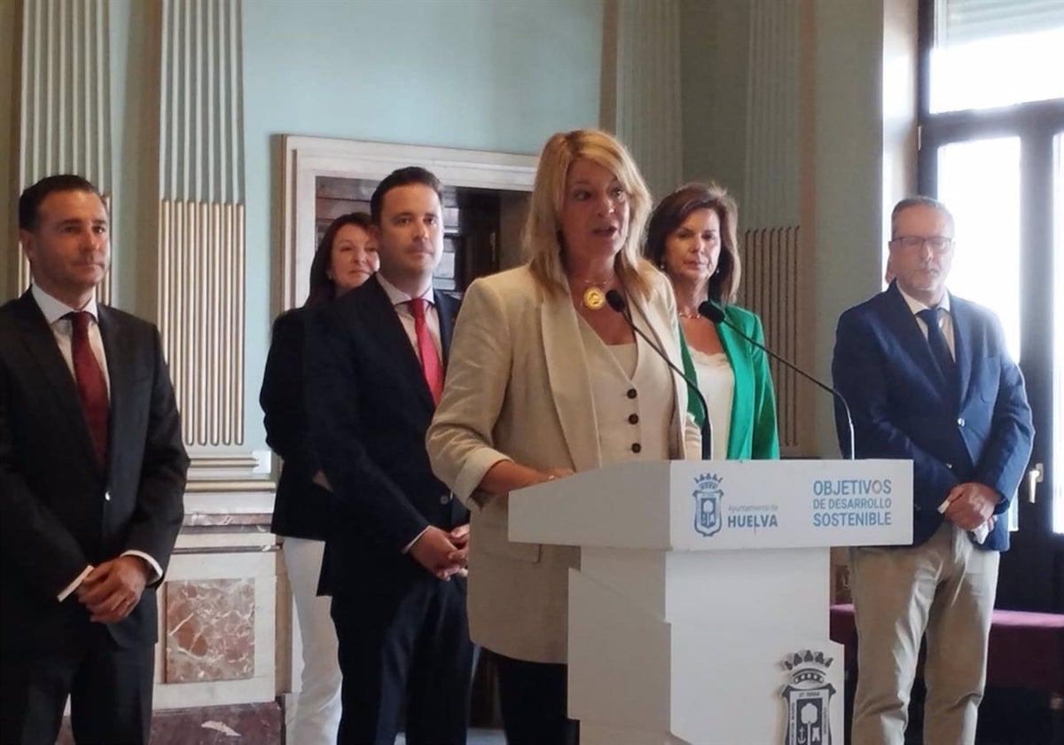 Pilar Miranda indica que el Ayuntamiento de Huelva estará «vigilante» a La Joya y los Fosfoyesos