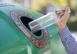 ¿Sabías que Huelva es la ciudad de España con «peores niveles» de recogida selectiva de envases de vidrio?