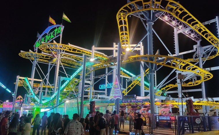 Imagen principal - ¿Cuáles son los precios de las atracciones en las Fiestas Colombinas 2023?