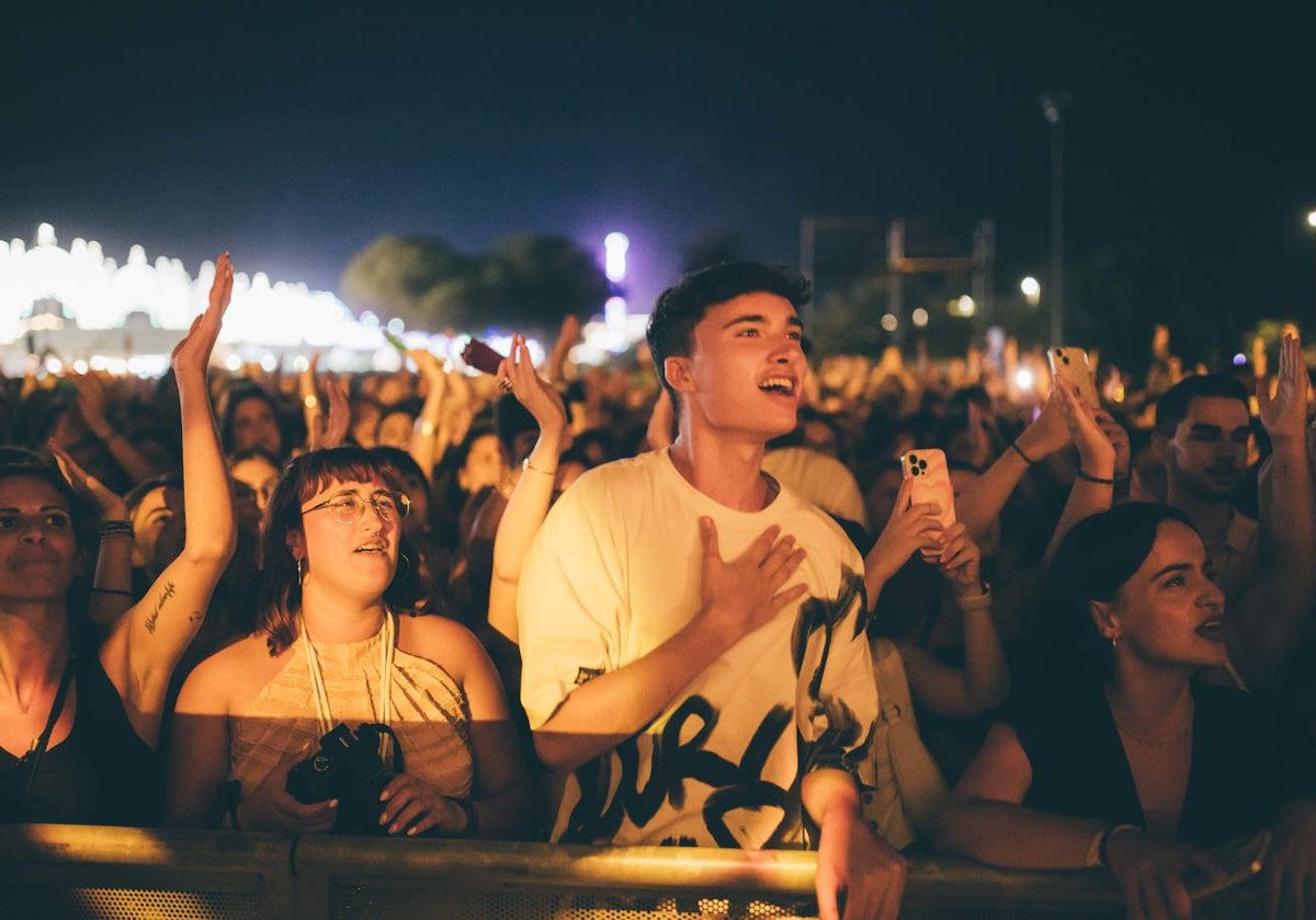 Público entregado en el concierto de Dani Fernández