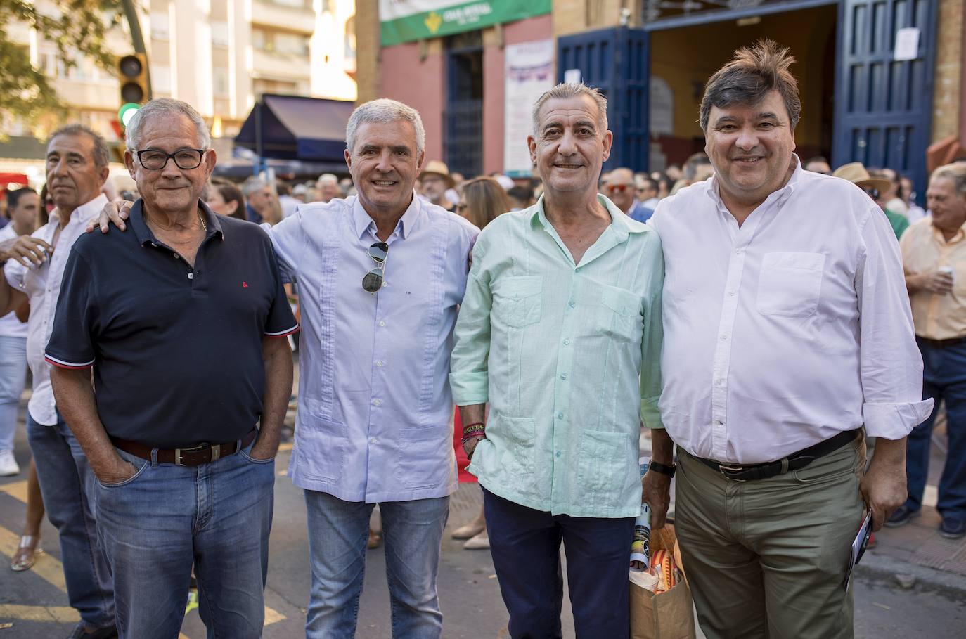 El ex alcalde de la ciudad y ahora diputado socialista, Gabriel Cruz, tampoco quiso perderse la tarde