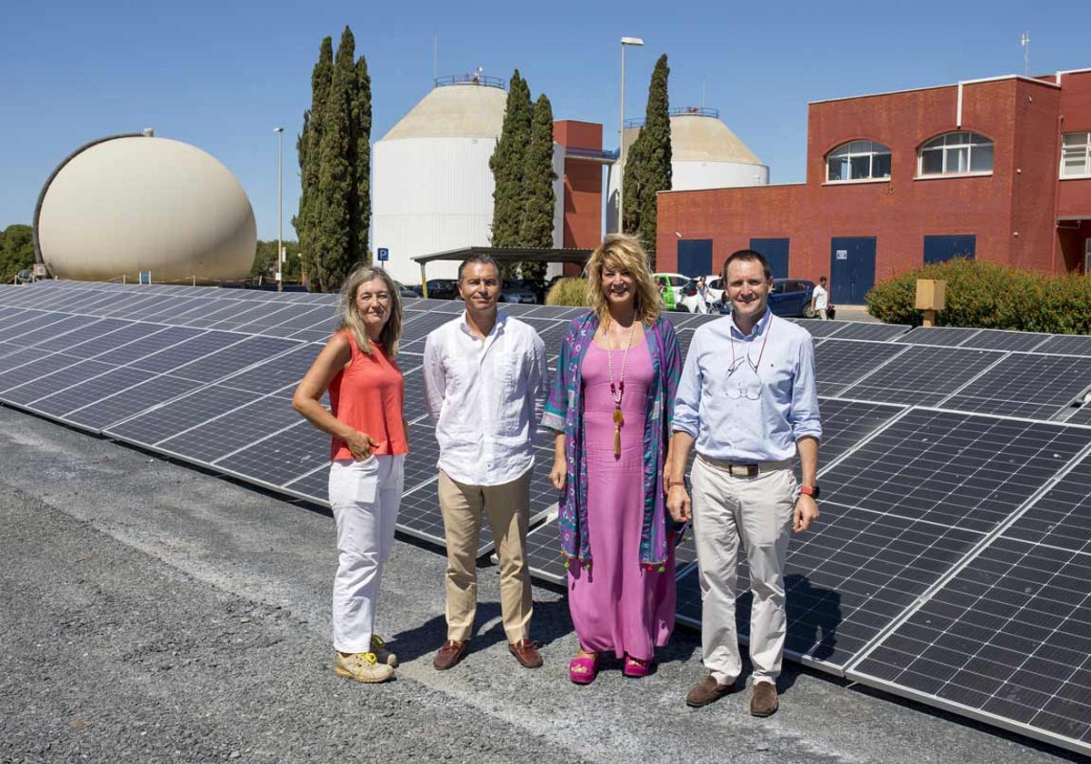 Miranda y Arias, en el centro, con Pedro Peña y Guadalupe Carrasco