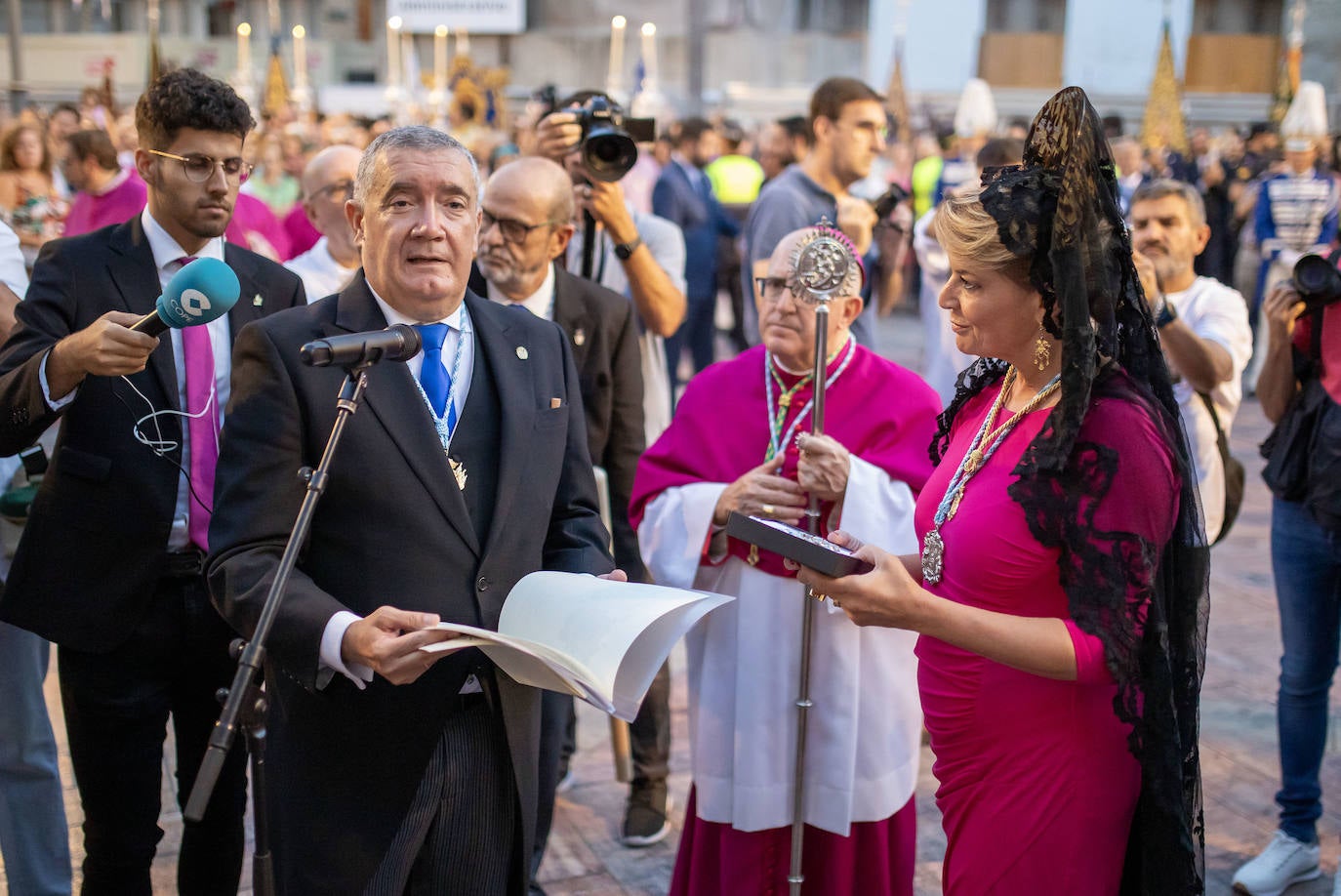 La inédita procesión de la Virgen de la Cinta por el centro de Huelva