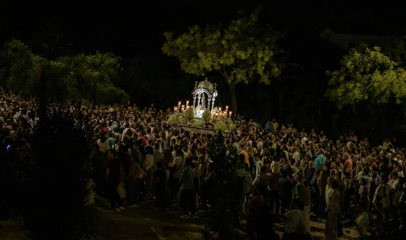 La Virgen de la Cinta regresa a casa