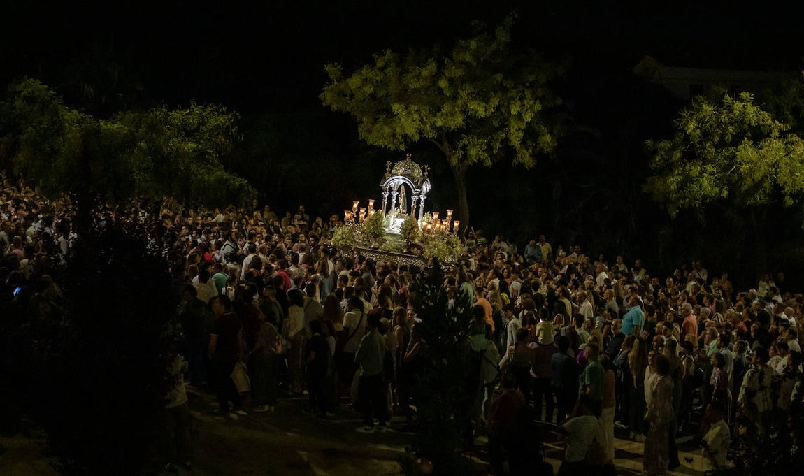 La Virgen de la Cinta regresa a casa