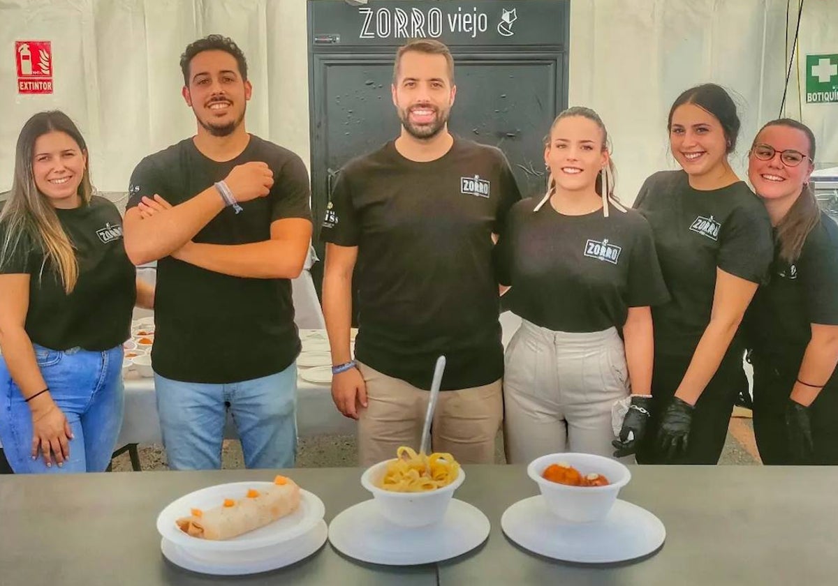 El equipo de Zorro Viejo en la Feria de la Tapa de Huelva