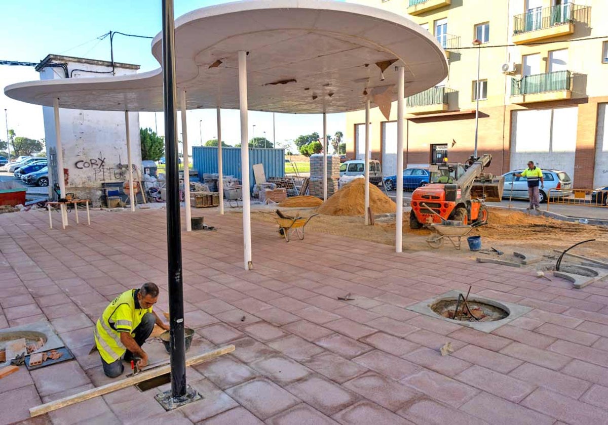 Pérgola instalada en una de las zonas de actuación