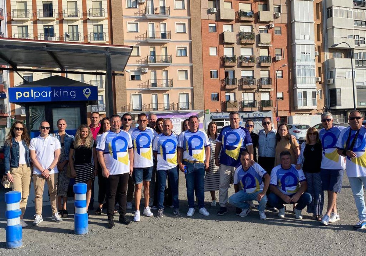 Trabajadores de Palparking reunidos