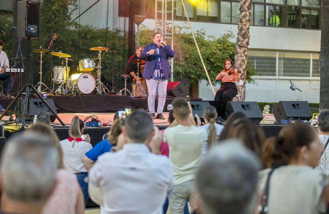 Huelva, al compás por sevillanas