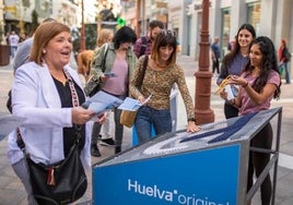 Huelva promociona su Q de Calidad Turística con grafiti, punto de cruz, escultura y una ruta interactiva