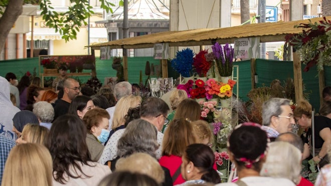 El Mercado de las Flores ha celebrado ya siete ediciones en la capital onubense