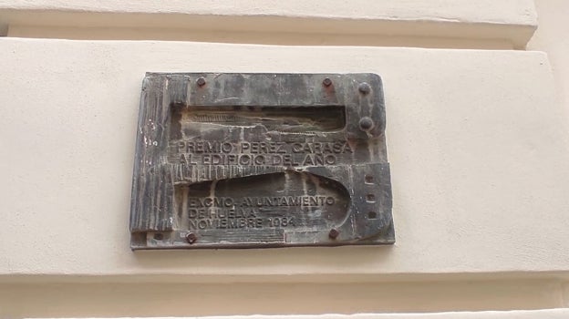 Placa por el premio Pérez Carasa al 'Edificio del Año'