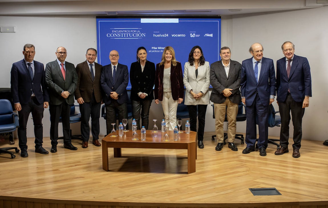 La mejores imágenes del foro &#039;Encuentros con la Constitución&#039; en Huelva