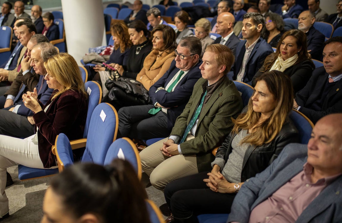La mejores imágenes del foro &#039;Encuentros con la Constitución&#039; en Huelva