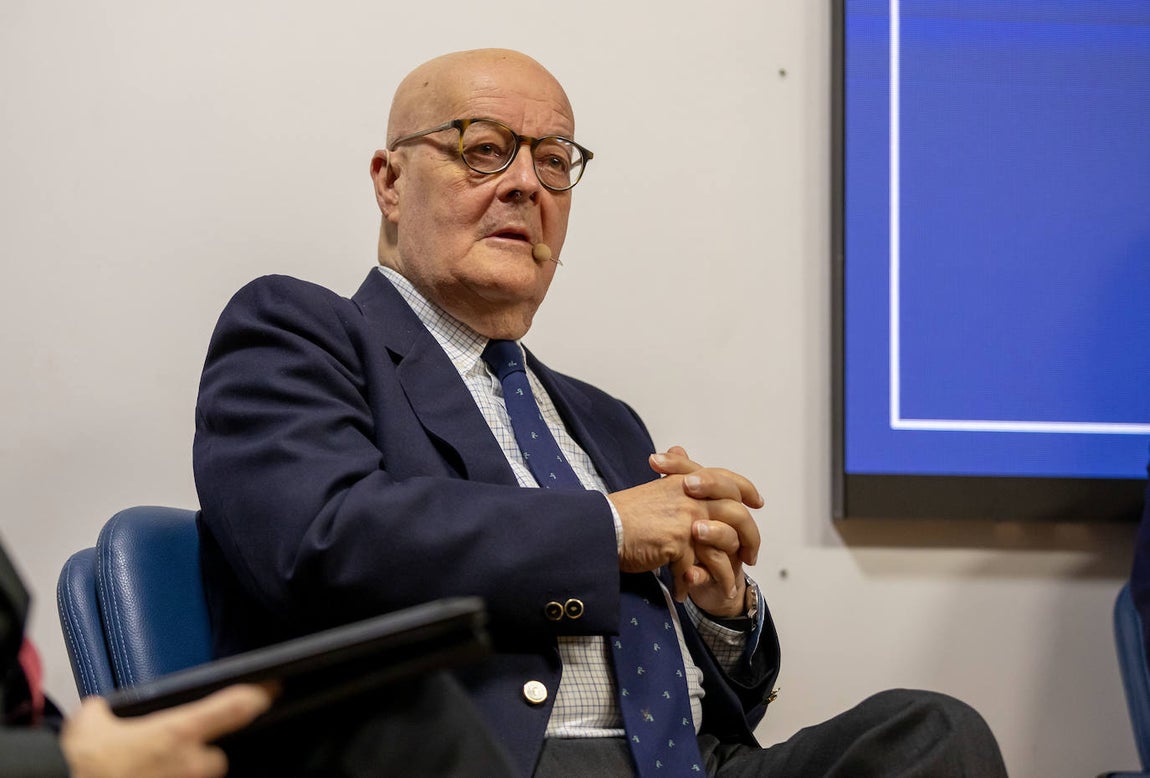 La mejores imágenes del foro &#039;Encuentros con la Constitución&#039; en Huelva