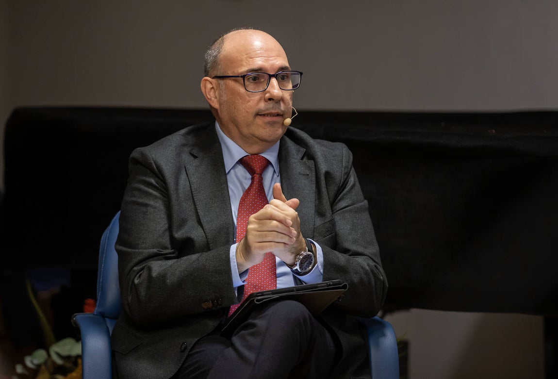 La mejores imágenes del foro &#039;Encuentros con la Constitución&#039; en Huelva
