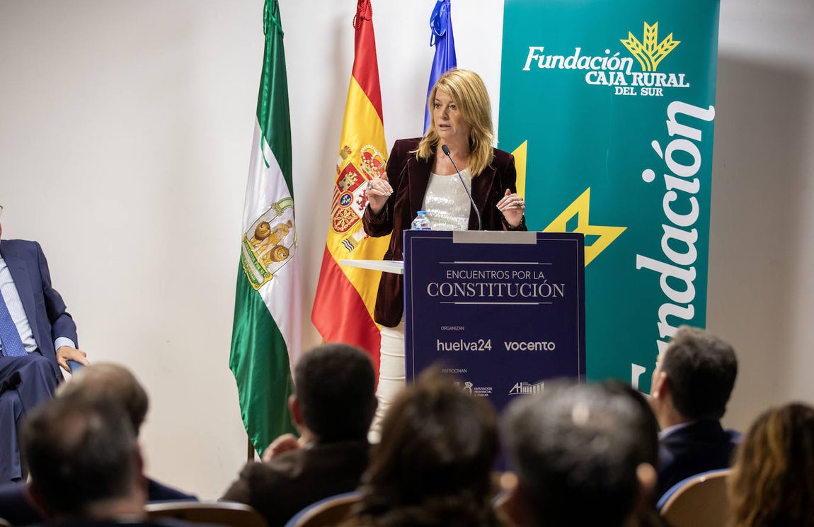 La mejores imágenes del foro &#039;Encuentros con la Constitución&#039; en Huelva