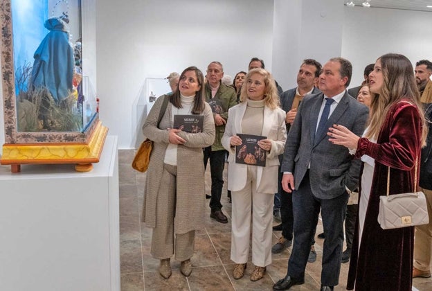 Artistas y artesanos andaluces exponen &#039;El arte del Belén&#039; en la Sala de la Provincia de la Diputación de Huelva