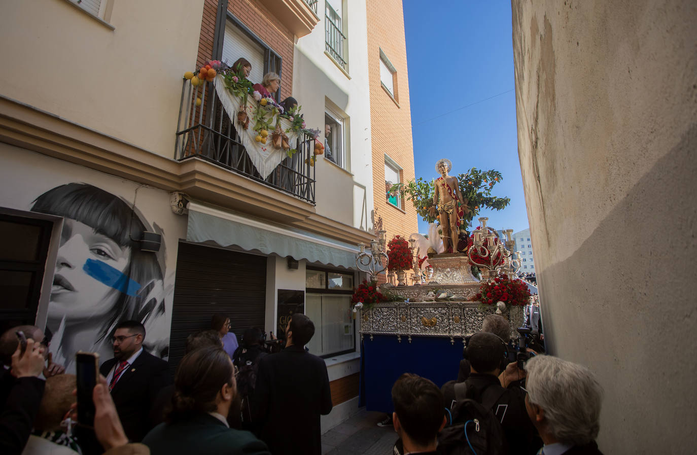 Huelva saca a San Sebastián a pasear: la procesión del patrón, en imágenes