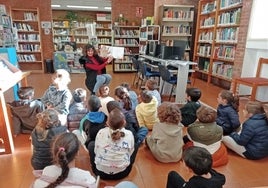 Las bibliotecas de Huelva arrancan el año con un incremento de los clubes de lectura y nuevas propuestas