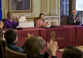 La nueva alcaldesa infantil de Huelva toma posesión de su cargo