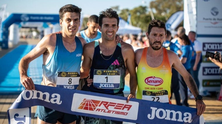 Podio masculino del Campeonato de España de 10k celebrado en Huelva
