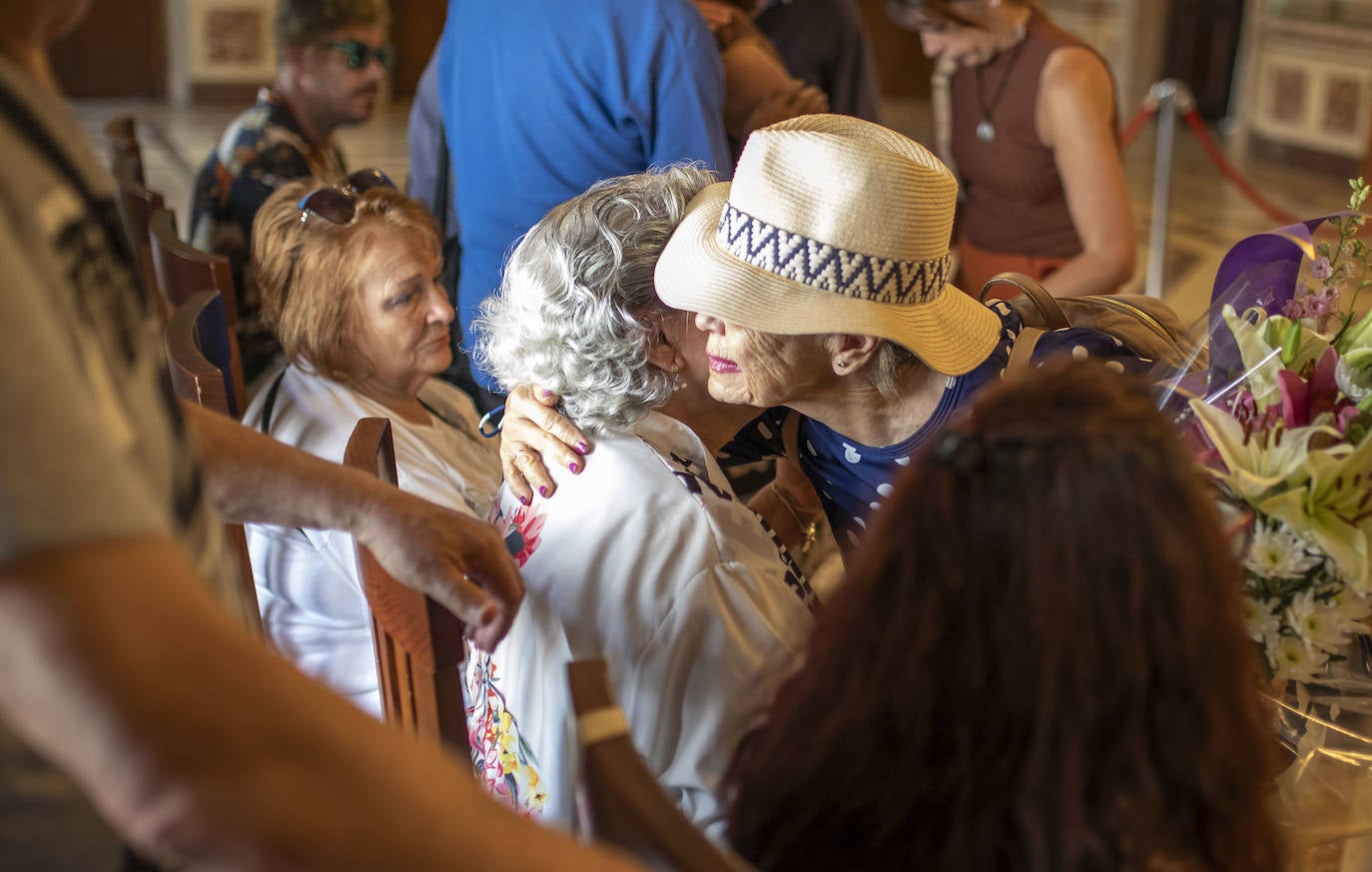 Huelva despide a La Moni, en imágenes