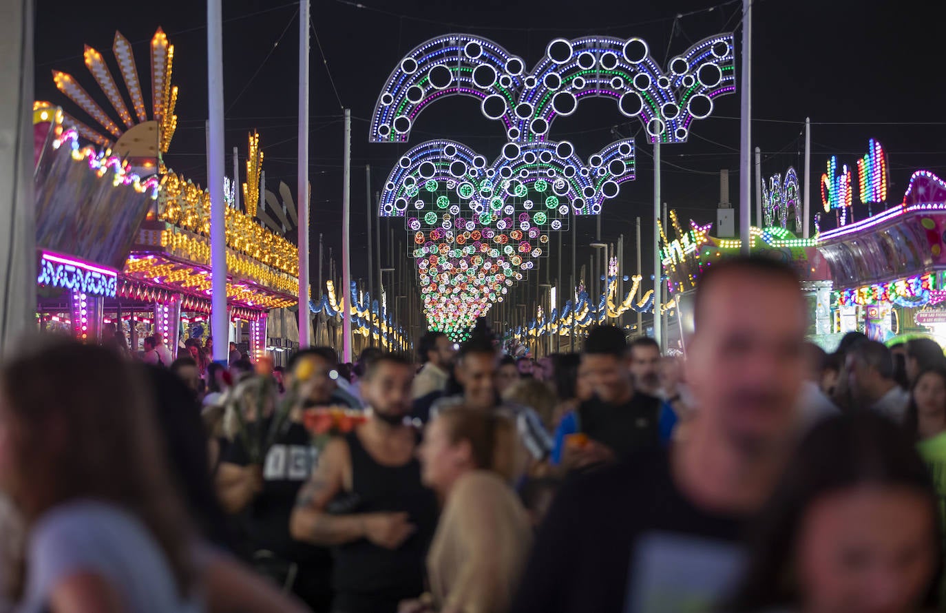 El ambiente de la noche del lunes en Las Colombinas 2024, en imágenes