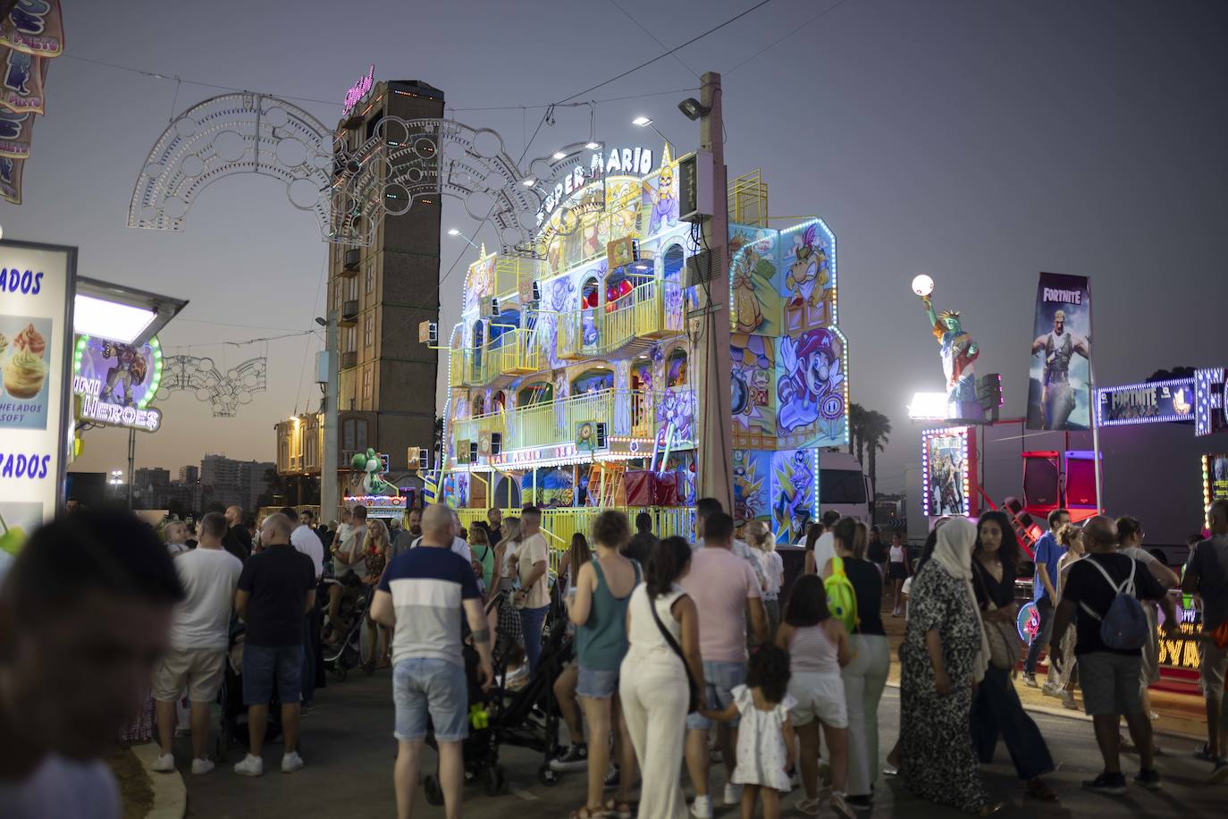 El ambiente y los conciertos de la noche del miércoles en Las Colombinas 2024, en imágenes