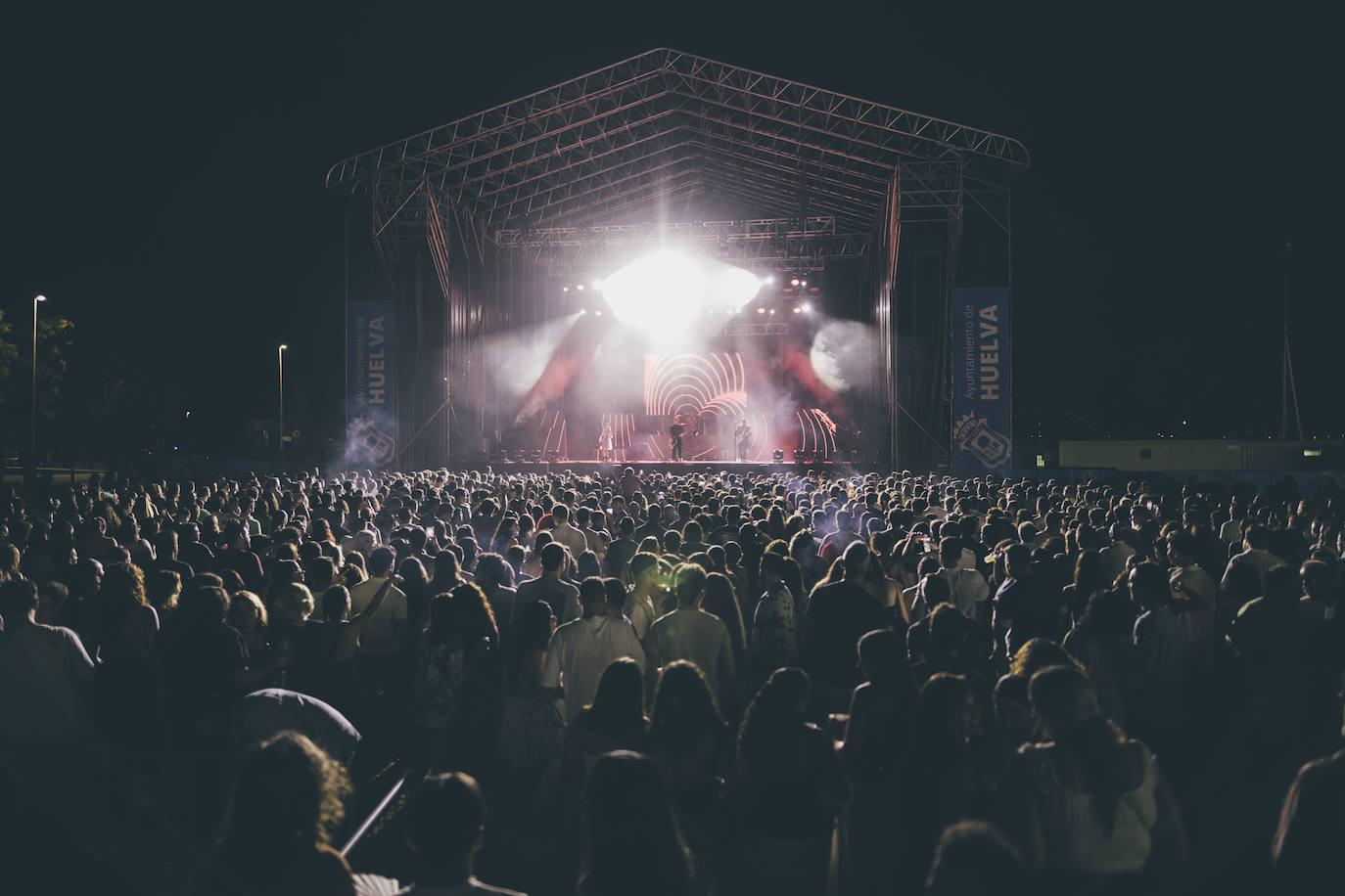 El ambiente y los conciertos de la noche del miércoles en Las Colombinas 2024, en imágenes