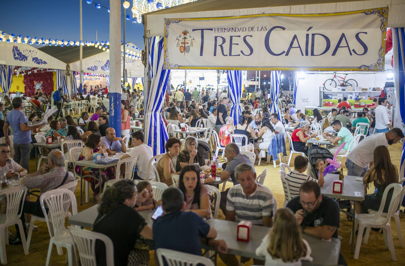 El ambiente de la noche del jueves en Las Colombinas 2024, en imágenes