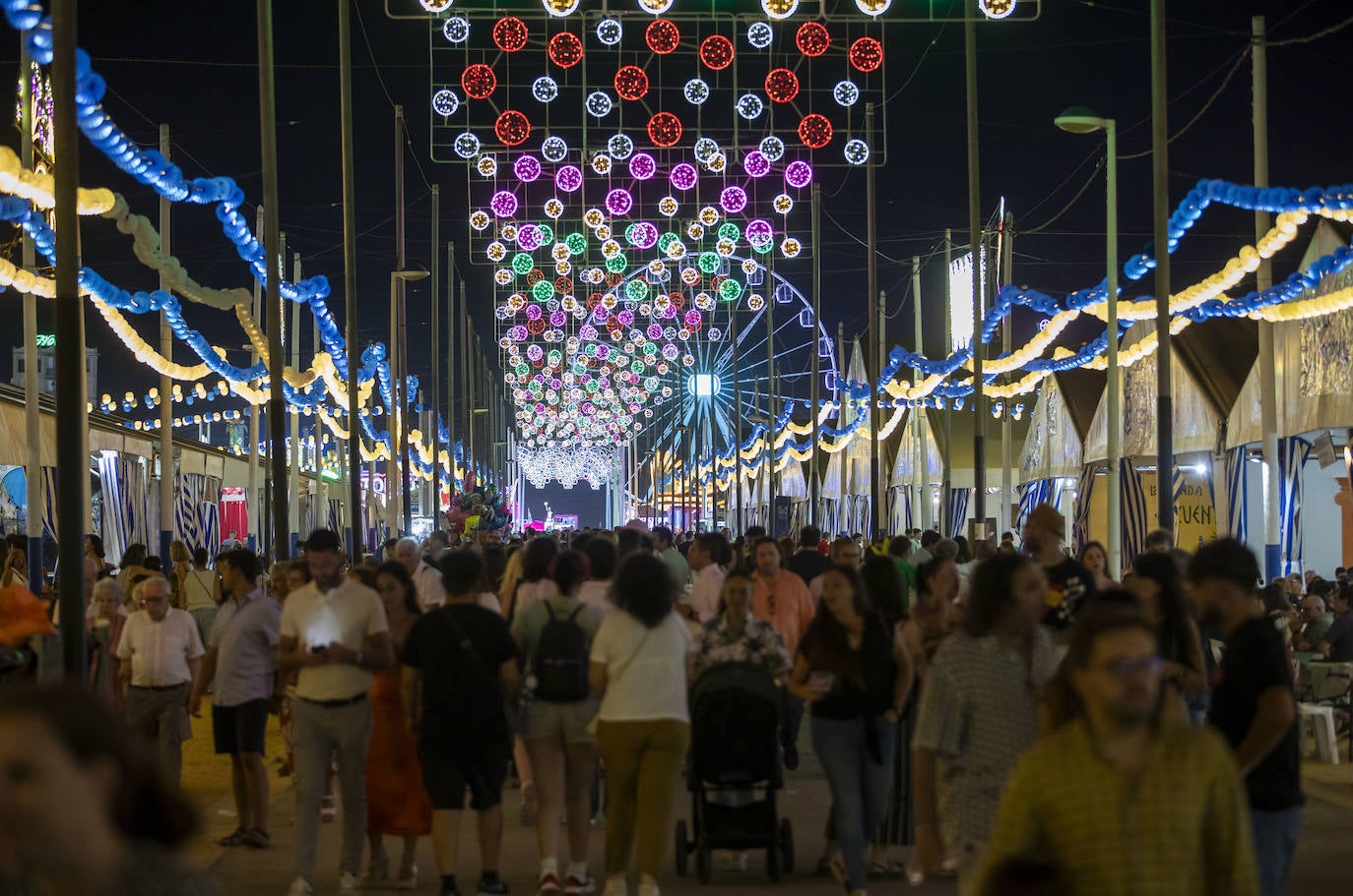 El ambiente de la noche del jueves en Las Colombinas 2024, en imágenes