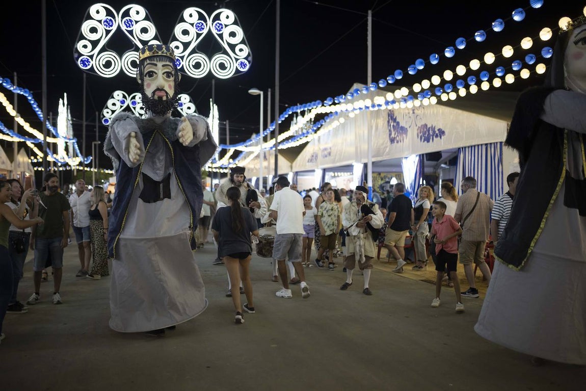 El ambiente de la noche del jueves en Las Colombinas 2024, en imágenes