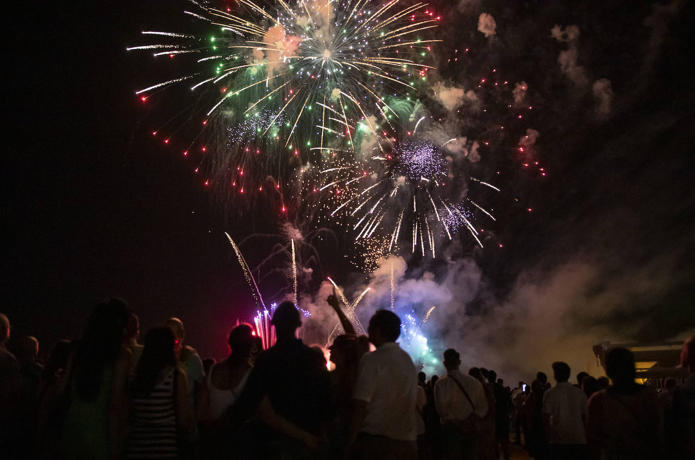 El ambiente de la noche del domingo en las Colombinas 2024, en imágenes