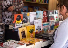 Feria del Libro de Huelva: presentaciones de libros, firmas y encuentros con autores, talleres de lectura o cuentacuentos previstos para otoño