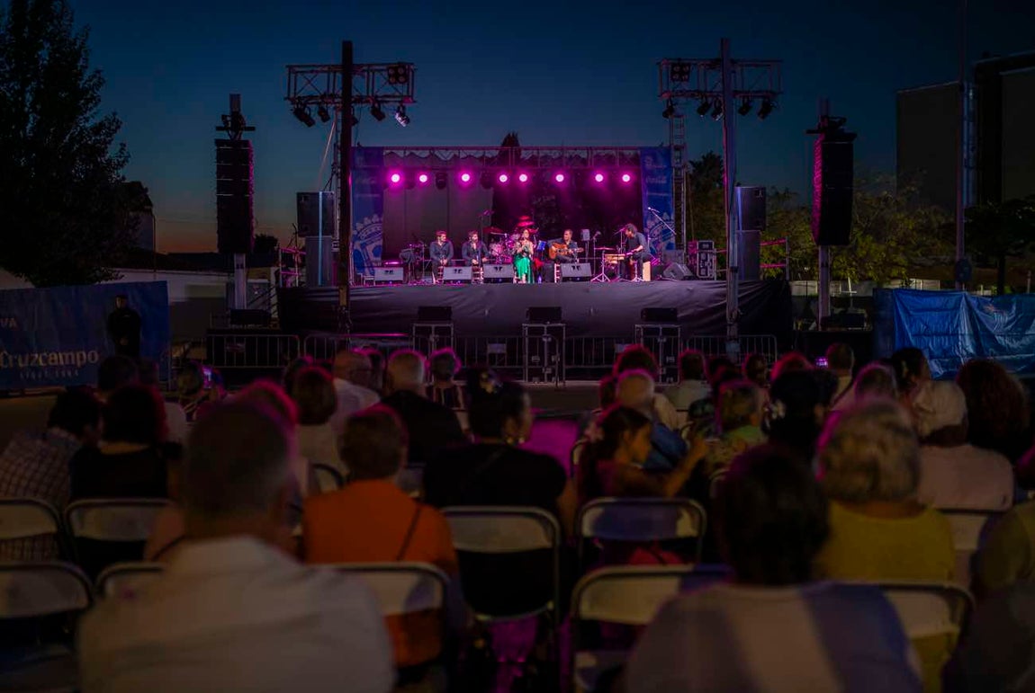 Arrancan las fiestas patronales de Huelva con un gran ambiente en La Orden