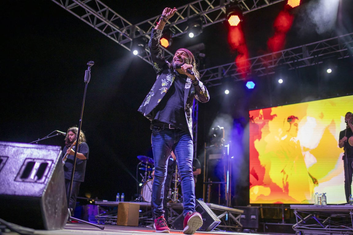 Kiko Veneno, Antílopez, Ana de Caro y El Arrebato ponen patas arriba las Fiestas de la Cinta