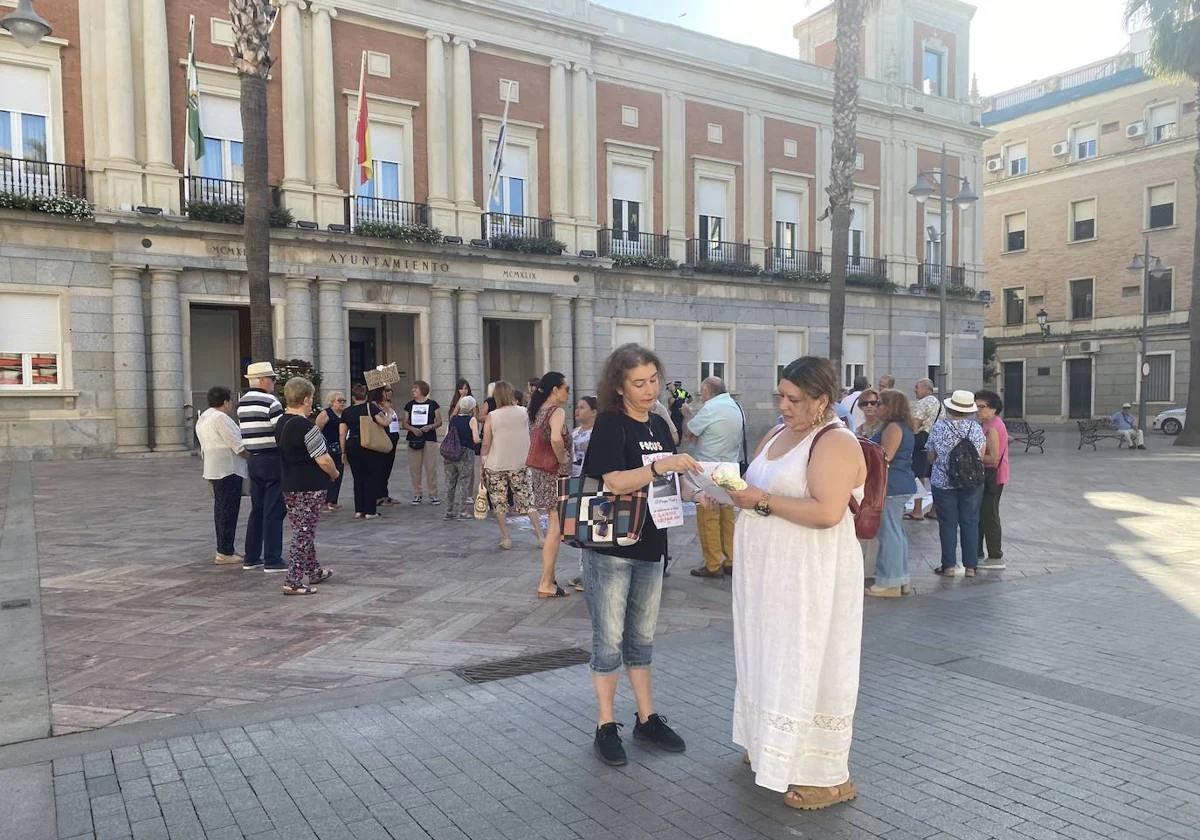 Foto de archivo de una protesta contra la ubicación elegida para el nuevo albergue