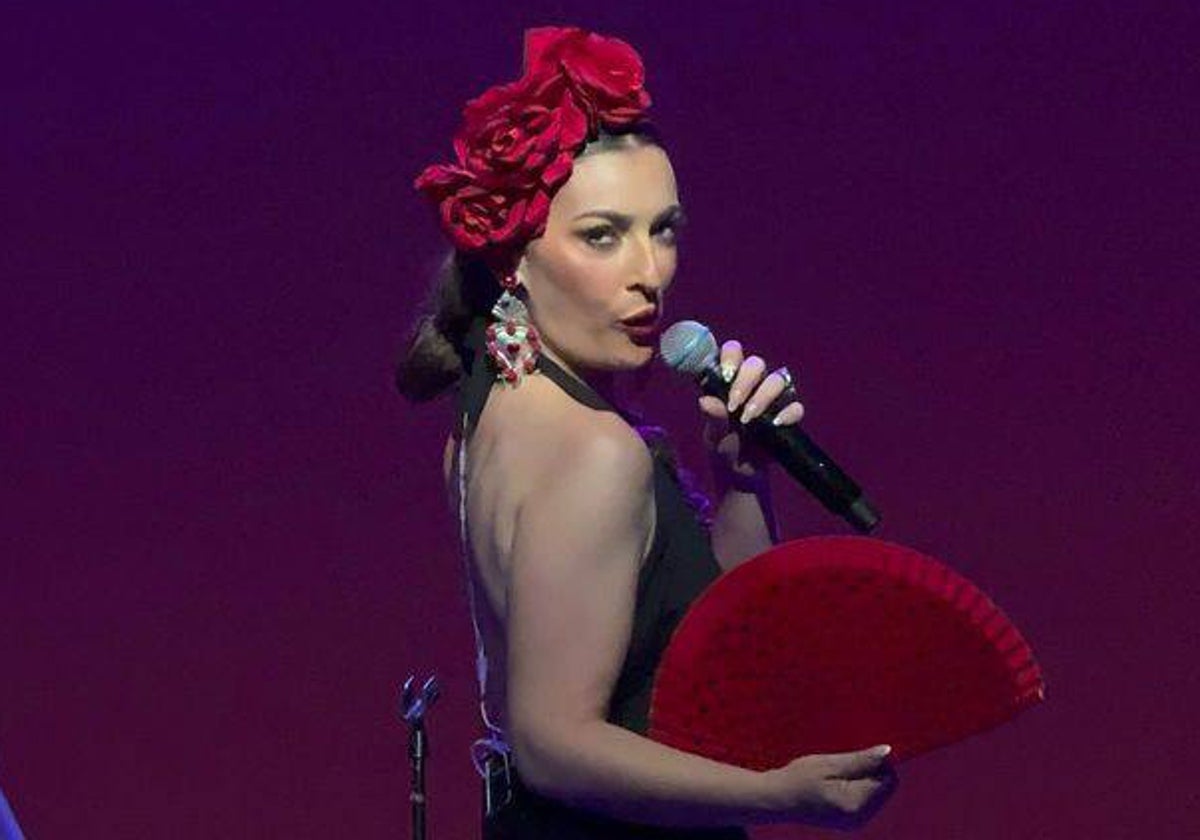 Mara Barros durante una de sus actuaciones en su gira en México