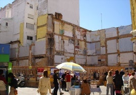 La farmacia de la calle Concepción, último trozo de la historia onubense que sucumbe a la piqueta