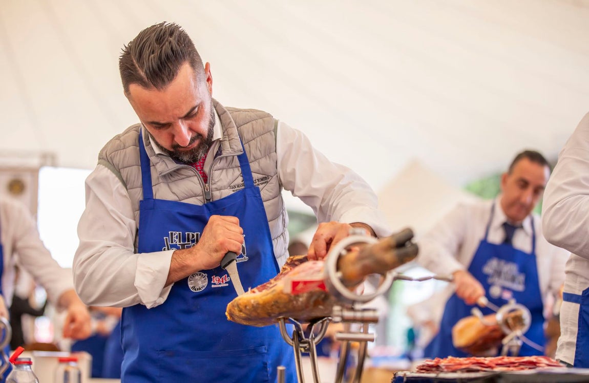 El récord al plato de jamón más grande del mundo, en imágenes