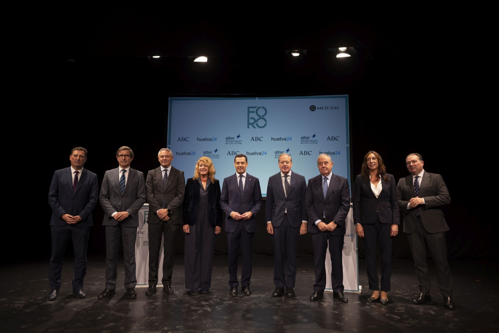 Foro Huelva 24 ABC Alter Enersun con Juanma Moreno, en imágenes (parte III)